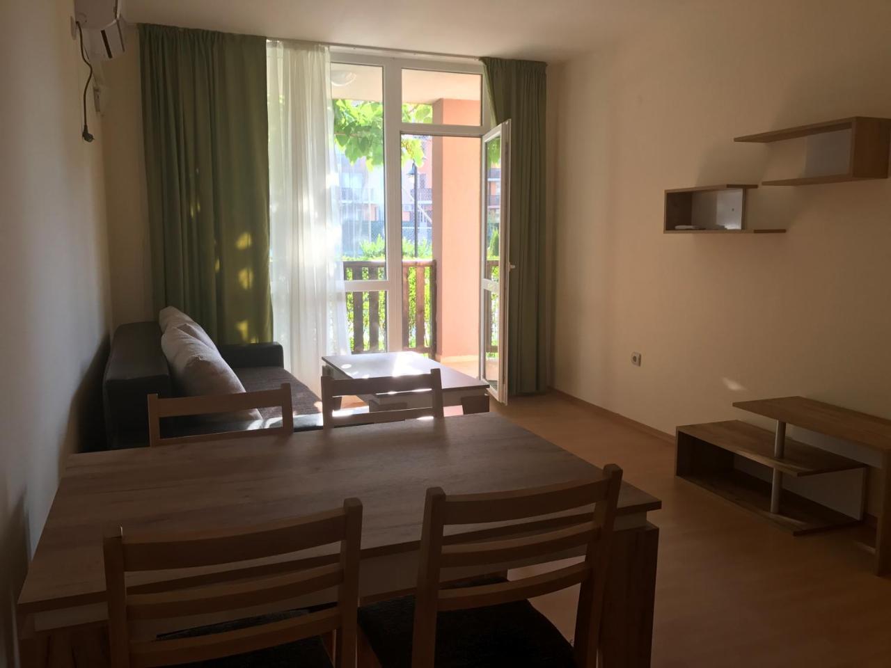 Apartcomplex Chateau Aheloy Exterior foto